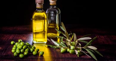 consumption-olive-oil-mediterranean-countries-such-as-spain-italy-greece-explains-good-health-together-with-varied-natural-diet
