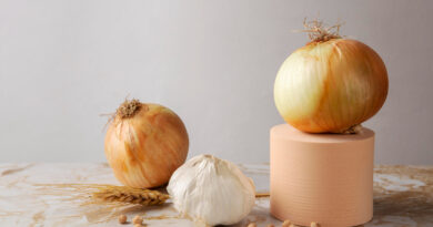 onion-garlic-arrangement