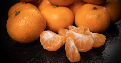 mandarines-tangerine-clementine-black-background